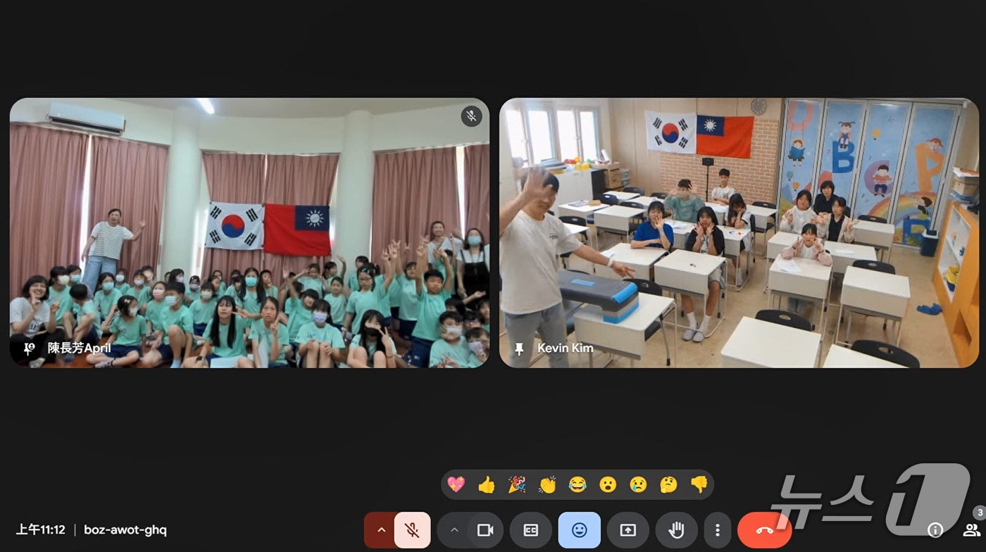 경북교육청은 ‘경북-해외 학급 간 원격 화상 수업’ 본격 운영하고 있다.