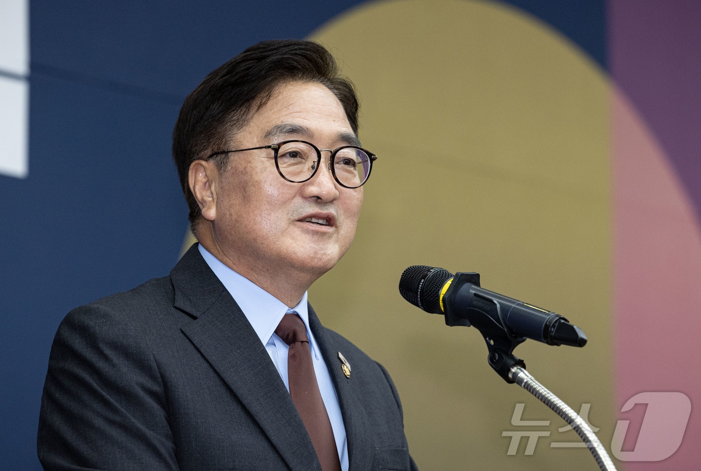 우원식 국회의장이 11일 오후 서울 여의도 국회에서 열린 제5회 대한민국 국회 의정대상 시상식에서 축사를 하고 있다. 2025.6.11/뉴스1 ⓒ News1 이재명 기자