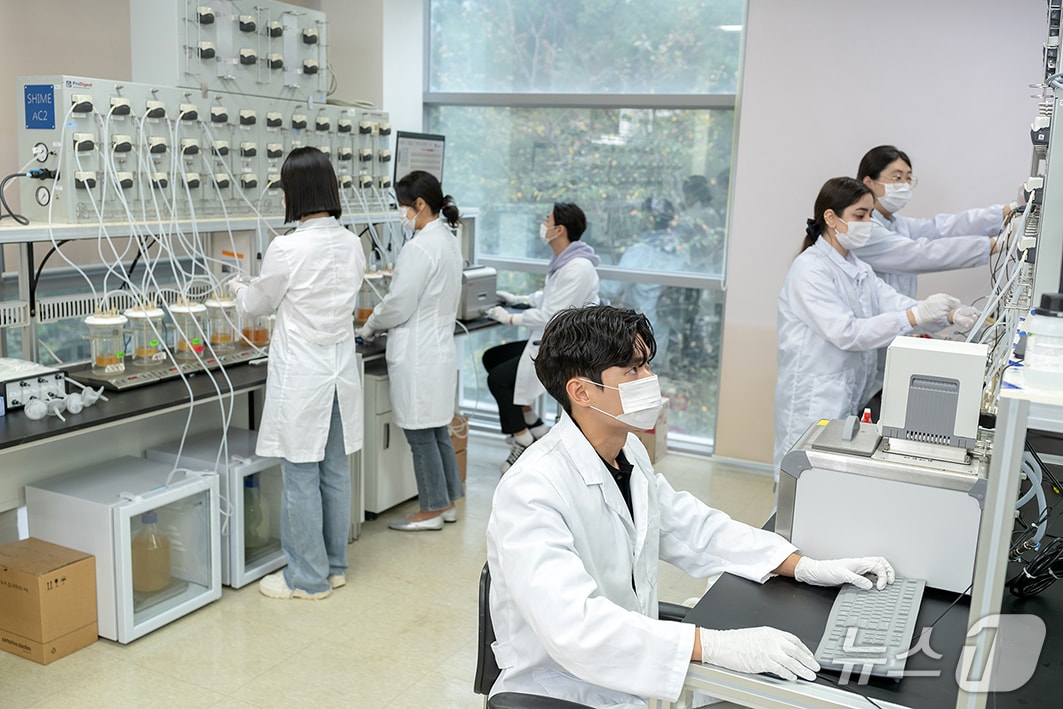 순천향대 의생명융합학부 연구실에서 실험·실습하는 모습.(순천향대 제공. 재판매 및 DB금지)