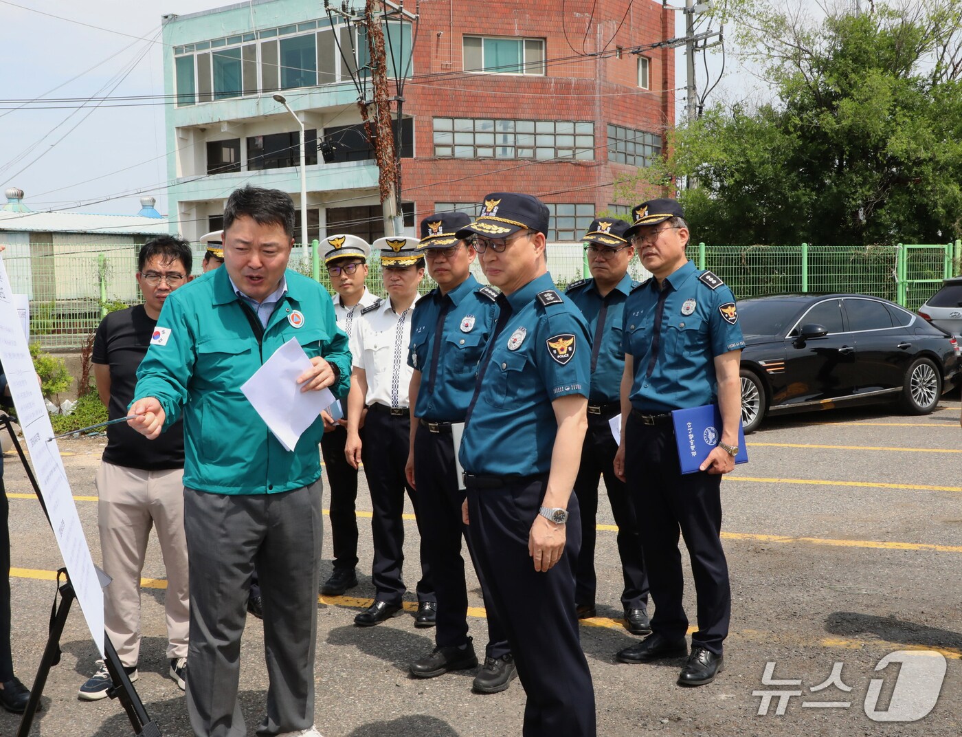 울산경찰청이 17일 오전 중구동천 지하차도를 찾아 장마철 대비 현장점검을 실시했다.(울산경찰청제공. 재판매 및 DB 금지)