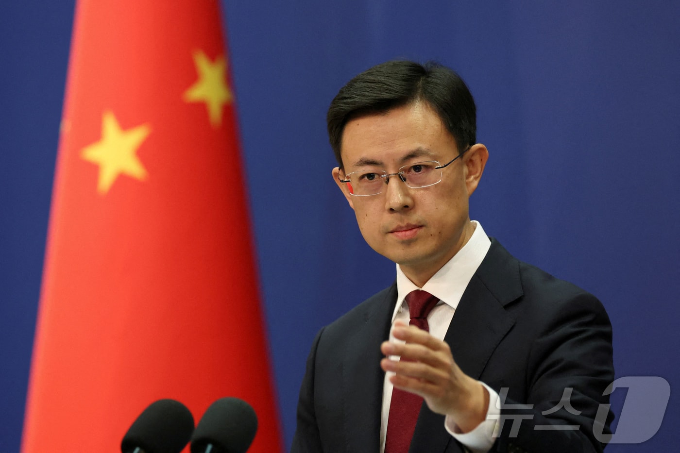 궈자쿤 중국 외교부 대변인이 2025년 1월 7일 중국 베이징에서 정례 브리핑을 하고 있다. 2025.1.7 ⓒ 로이터=뉴스1 ⓒ News1 강민경 기자