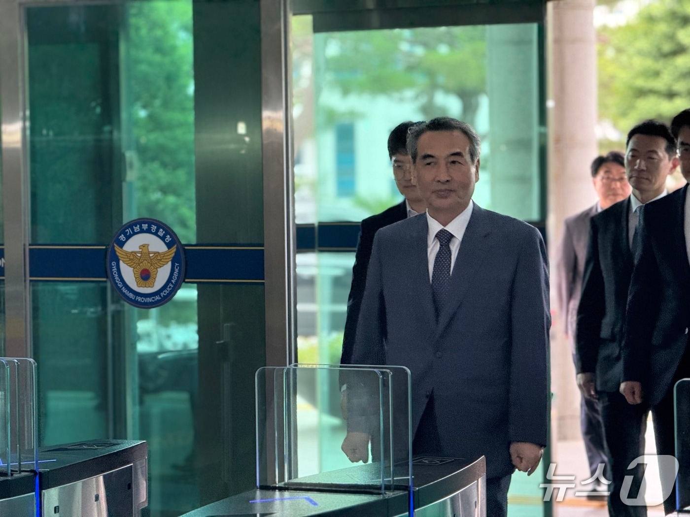 윤석열 전 대통령 부인 김건희 여사 관련 의혹을 수사할 민중기 특별검사팀(김건희 특검팀)이 19일 경기남부경찰청을 방문했다. 2025.6.19/뉴스1 ⓒ News1 김기현기자