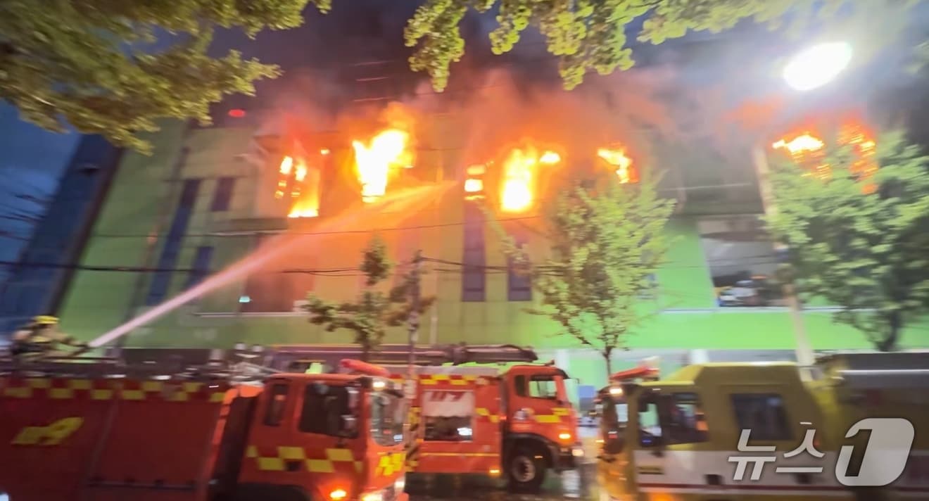 화재 현장(인천소방본부 제공) / 뉴스1