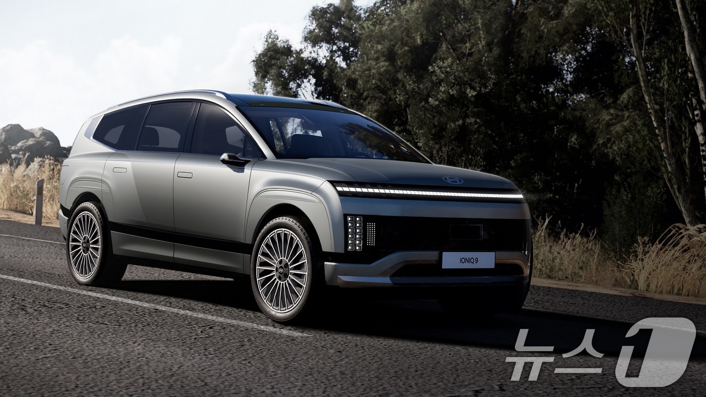 1월 글로벌 전기차 121.8만 대 전년比 2.1%↓...美 30% 中 16% 감소 - 뉴스 썸네일 이미지