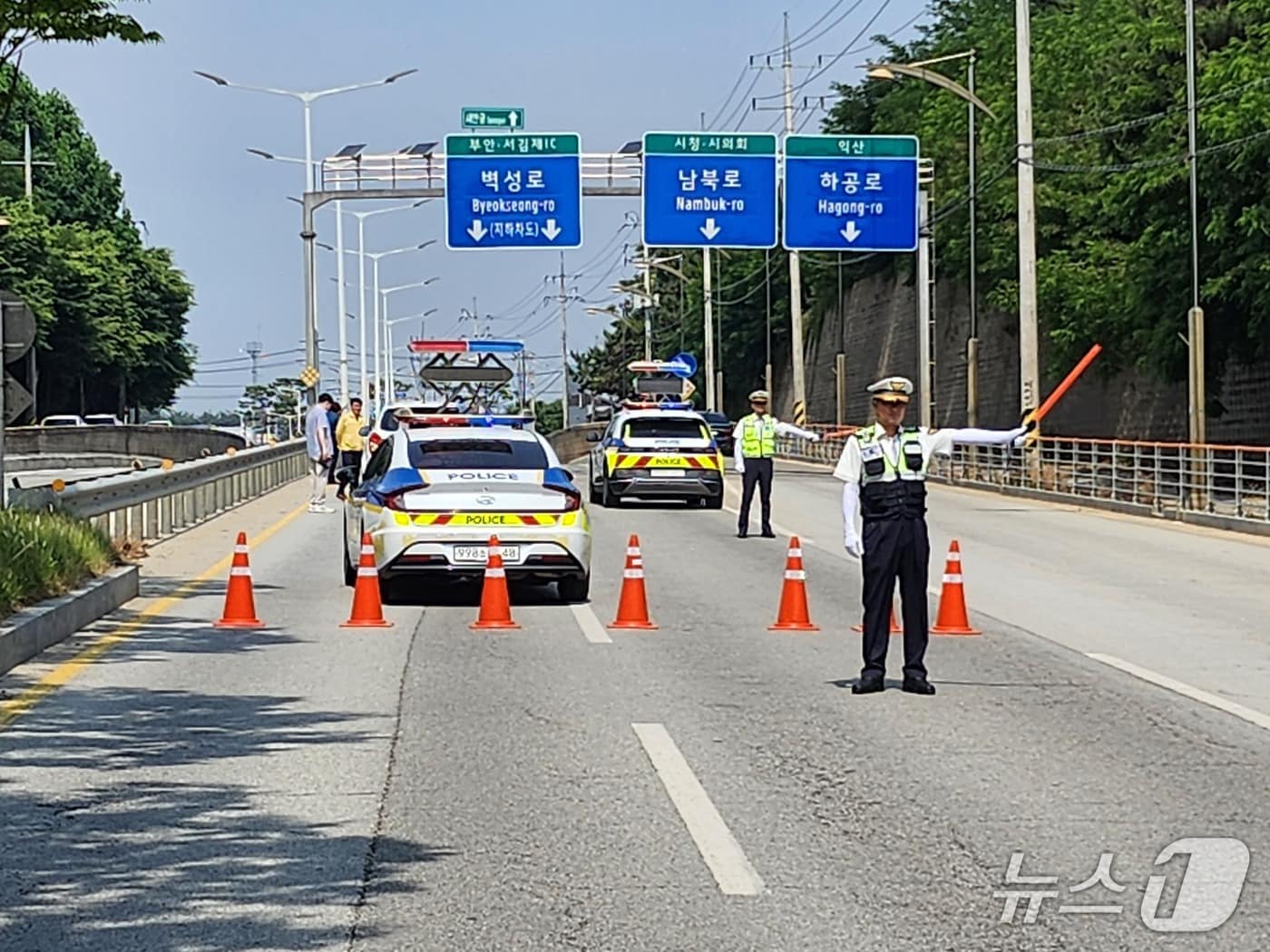 전북경찰청은 8월 29일까지 집중호우·태풍 등으로 인한 교통사고를 예방하기 위해 특별교통관리를 추진한다고 2일 밝혔다.(전북경찰청 제공. 재판매 및 DB금지)