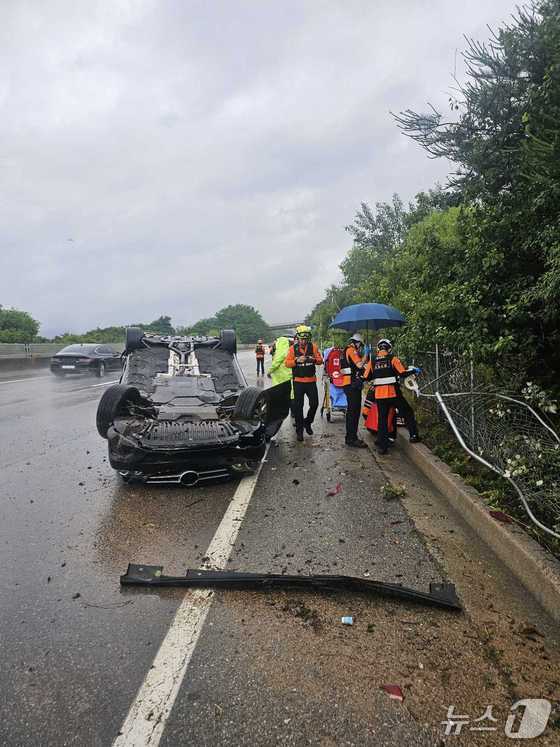 20일 발생한 강원 춘천시 신북읍 천전리 교통사고 자료 사진.(강원도소방본부 제공. 재판매 및 DB금지) 2025.6.20/뉴스1