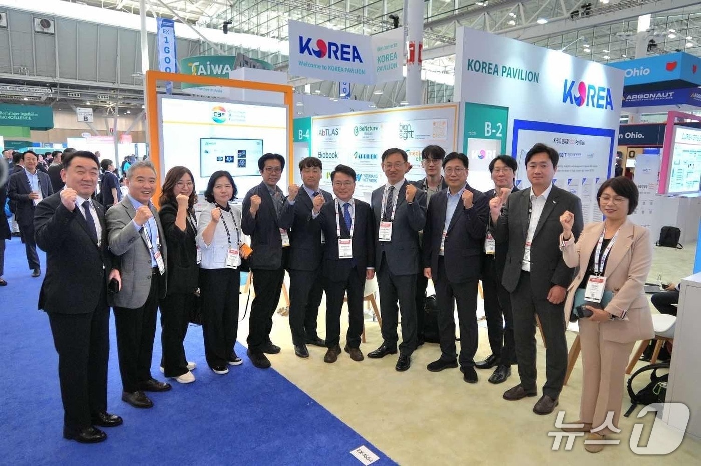 바이오 USA에 참가한 육동한 시장을 비롯한 춘천시 대표단.&#40;춘천시 제공, 재판매 및 DB금지&#41; 
