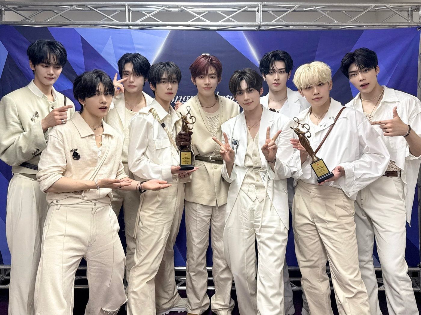 제로베이스원(웨이크원 제공)