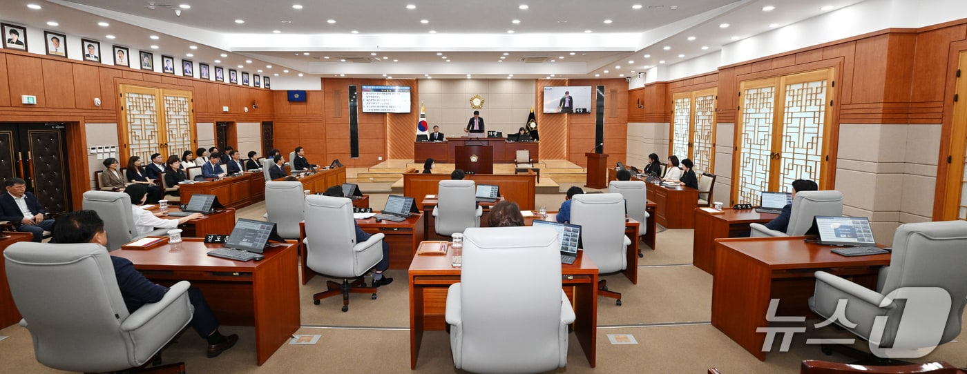 23일 울산 중구의회 본회의장에서 제274회 정례회 제2차 본회의가 열리고 있다. (중구의회 제공. 재판매 및 DB 금지) /뉴스1