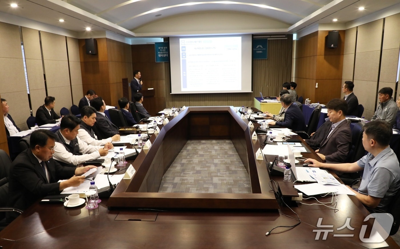 강원랜드가 지난 23일 자사 컨벤션타워 회의실에서 '2025년 1차 안전경영위원회'를 열었다. (강원랜드 제공. 재판매 및 DB금지) 2025.6.24/뉴스1