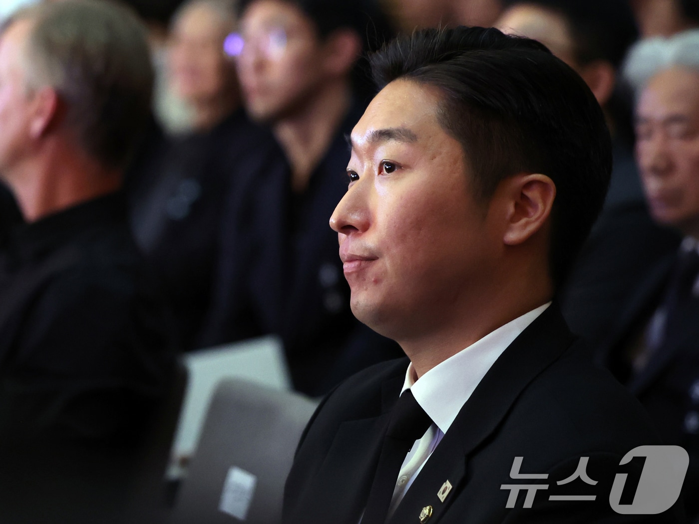 김용만 의원, 배우 하영 친일 논란에 “선대 과오보다 이후 행동이 중요”