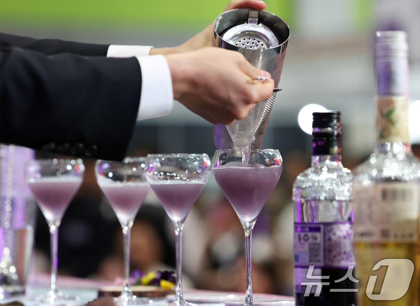 칵테일 제조 뉴스1 사진자료 2025.7.25/뉴스1 ⓒ News1 