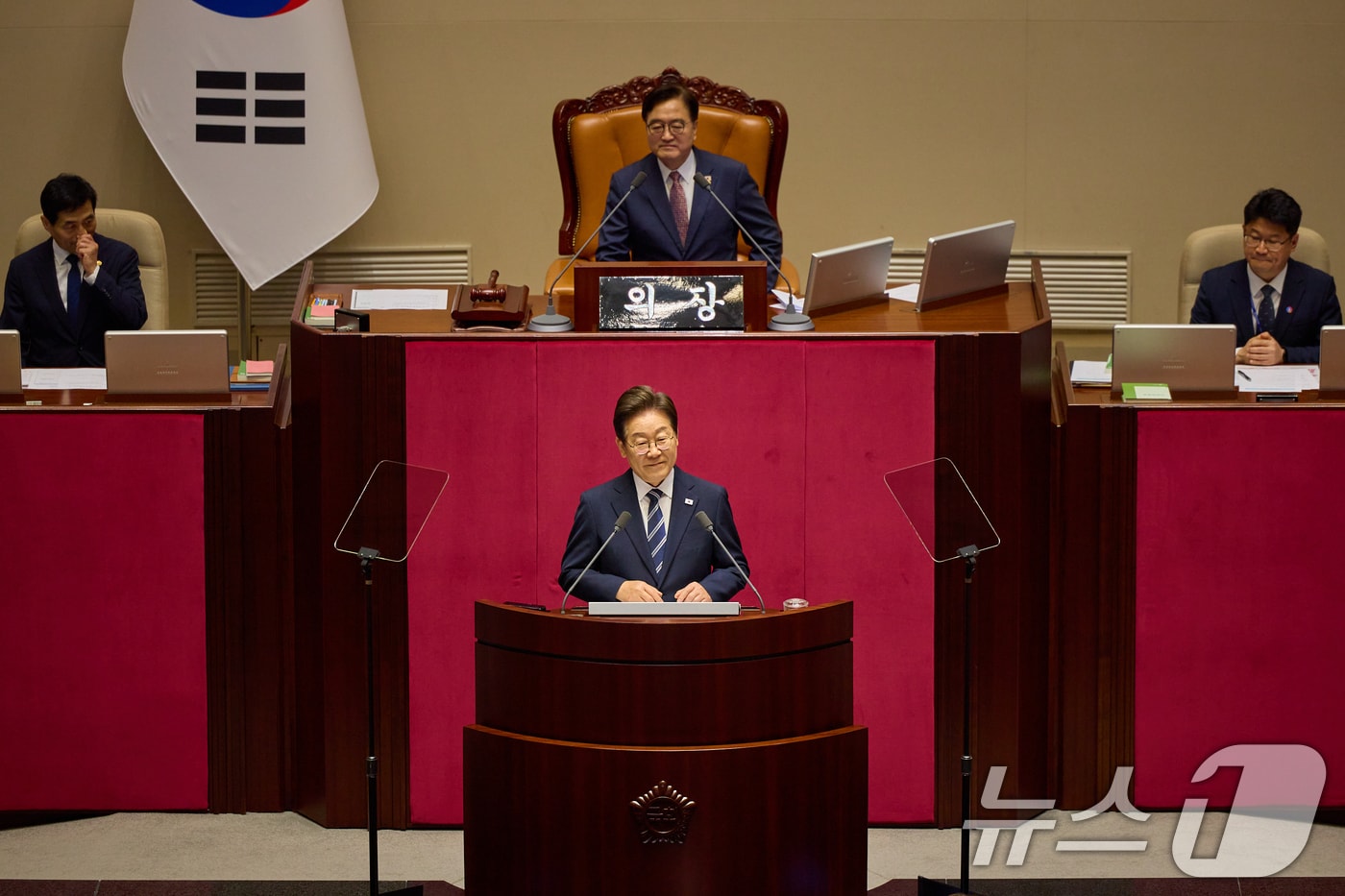 이재명 대통령이 26일 서울 여의도 국회에서 추가경정예산&#40;추경&#41; 시정연설을 하고 있다. &#40;대통령실 제공. 재판매 및 DB 금지&#41; 2025.6.26/뉴스1 ⓒ News1 허경 기자