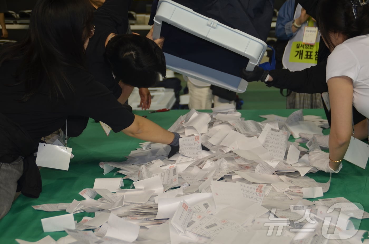 제21대 대통령 선거 본 투표일인 지난 3일 강원 원주시 원주종합체육관에 마련된 개표소. 2025.6.3/뉴스1 ⓒ News1 신관호 기자