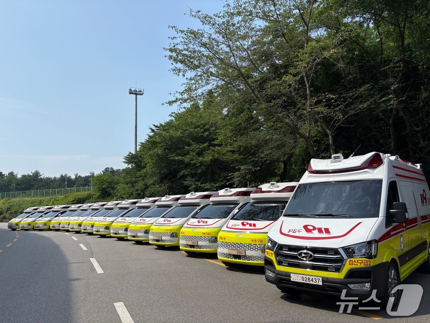 전북소방본부가 신속하고 안전한 응급의료 이송을 위해 119구급차 보강에 나선다.(전북소방 제공. 재판매 및 DB금지)