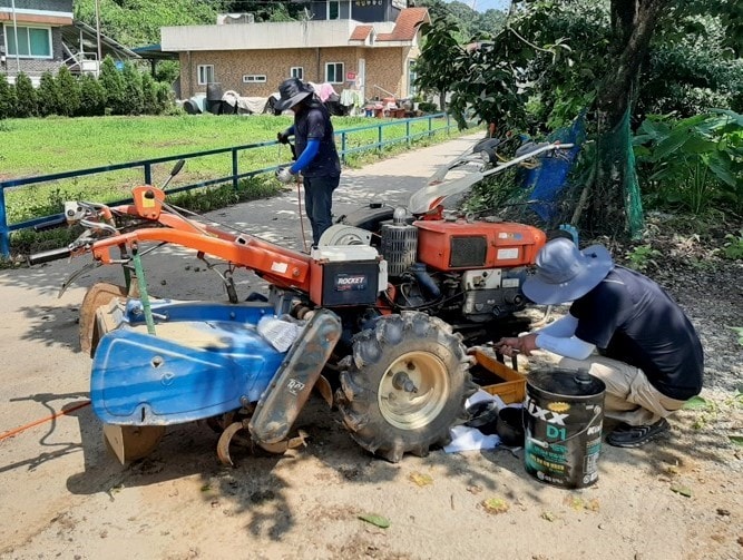 침수 농기계 현장 정비지원 모습 (농촌진흥청 제공) 2025.06.04 /뉴스1