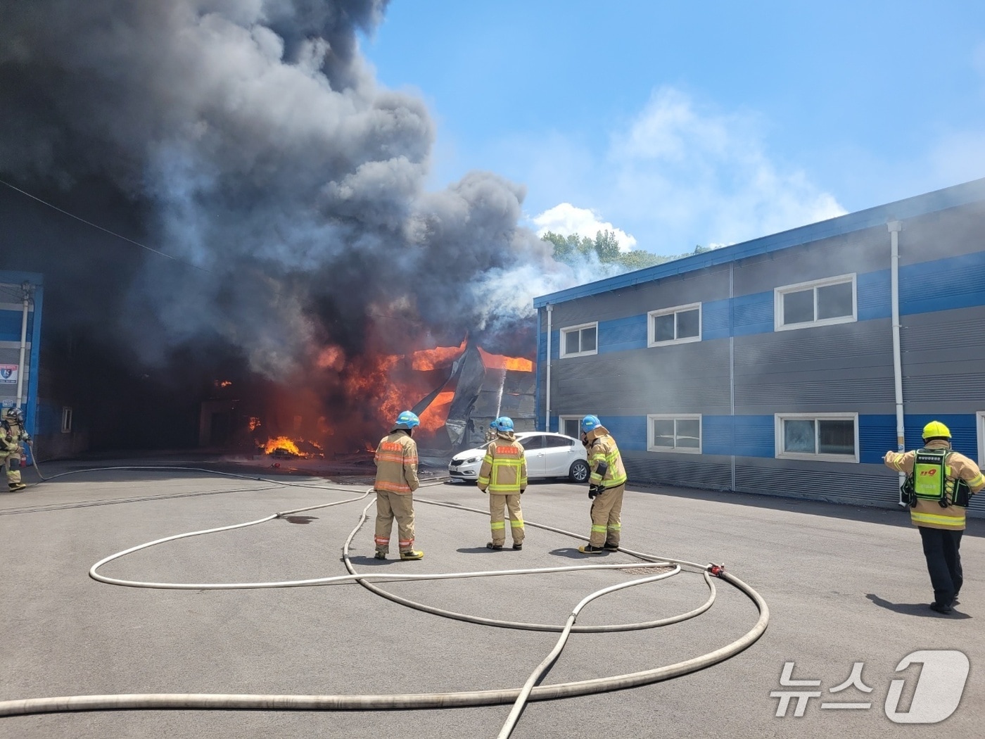  경기 고양시 일산동구 설문동 화재 현장(경기도북부소방재난본부 제공. 재판매 및 DB 금지)/뉴스1