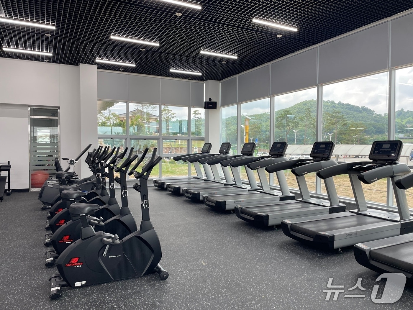 새롭게 단장한 보은군 국민체육센터 헬스장 모습(보은군 제공. 재판매 및 DB금지) /뉴스1 