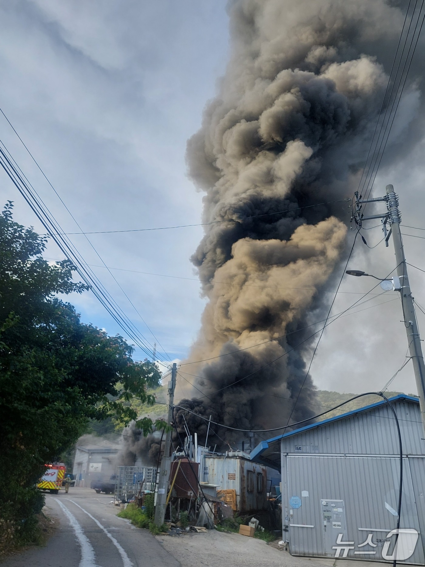경기 안산시 상록구 냉동식품 창고 화재(경기도소방재난본부 제공. 재판매 및 DB 금지)/뉴스1