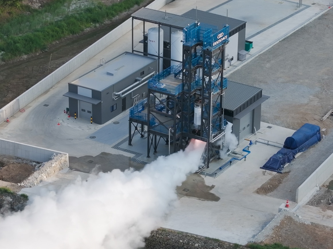 이노스페이스 고흥종합시험장에서 진행된 &#39;한빛-나노&#39; 발사체 2단 엔진 단인증시험&#40;이노스페이스 제공&#41;