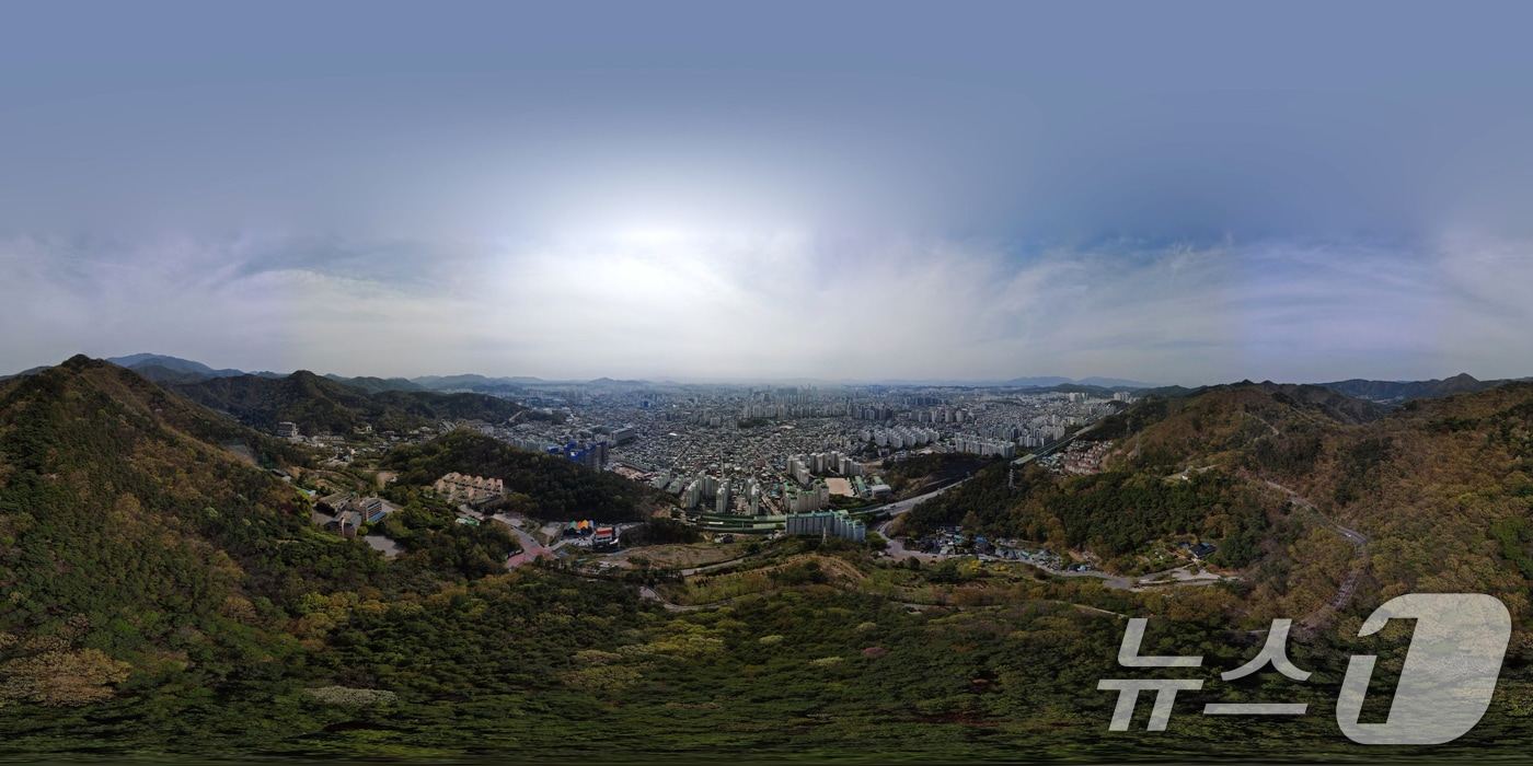 광주 무등산 전망대에서 바라본 광주시 경관.&#40;광주시 제공. 재판매 및 DB 금지&#41; 2025.7.14/뉴스1