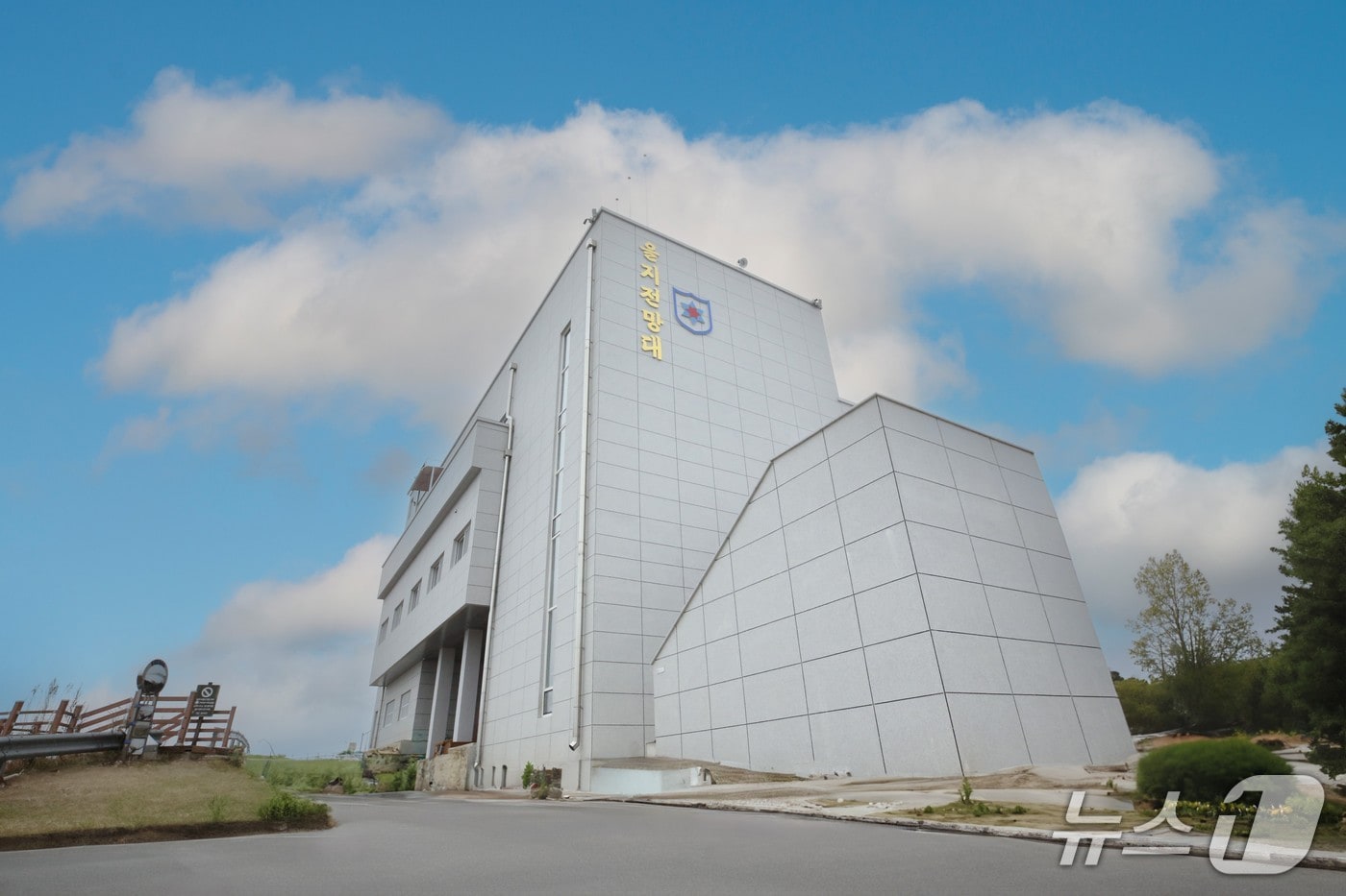 을지전망대.(양구군 제공. 재판매 및 DB금지)/뉴스1