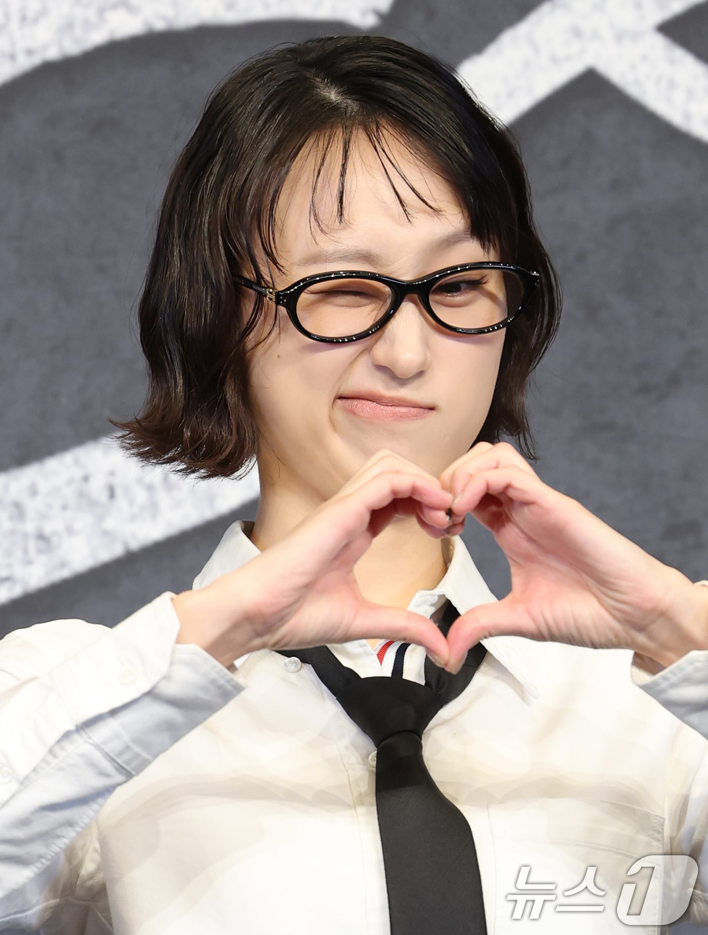 배우 류혜영이 14일 오후 서울 구로구 더링크서울 호텔에서 열린 JTBC 드라마 ‘착한 사나이’ 제작발표회에 참석해 포즈를 취하고 있다. ‘착한 사나이’는 건달 3대 집안 장손 ’석철’(이동욱 분)이 가족과 직장, 사랑을 지키기 위해 겪는 파란만장 사건들을 웃음과 눈물로 그려낸 드라마다. 2025.7.14/뉴스1 ⓒ News1 권현진 기자