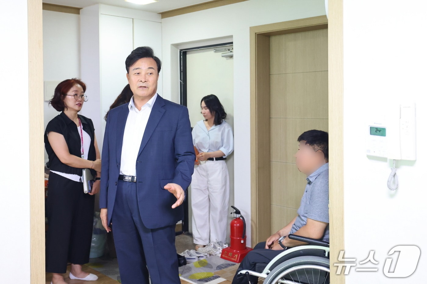 김성제 경기 의왕시장 폭염 현장 방문. (의왕시 제공. 재판매 및 DB 금지) 2025.7.14/뉴스1