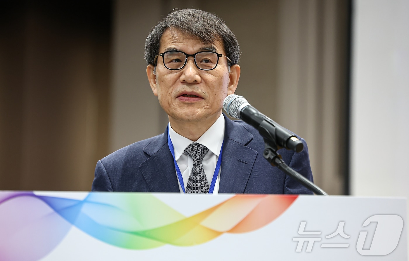 노태악 중앙선거관리위원회 위원장이 15일 서울 강남구 코엑스에서 열린 '2025 국제선거포럼'에 참석해 환영사를 하고 있다. 2025.7.15/뉴스1 ⓒ News1 김도우 기자