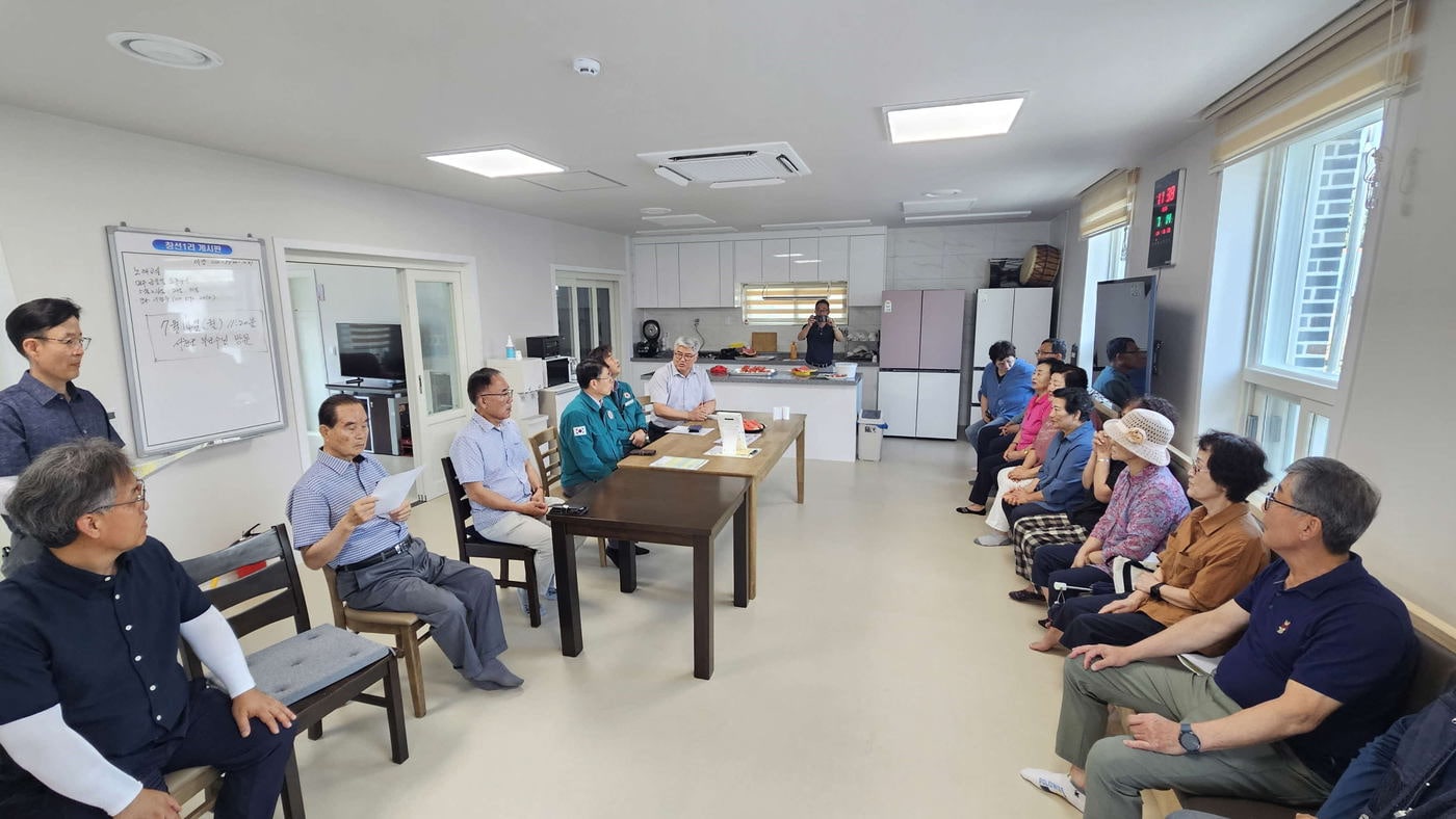 서천군 무더위쉼터 점검 모습.(서천군 제공. 재판매 및 DB금지)/뉴스1 