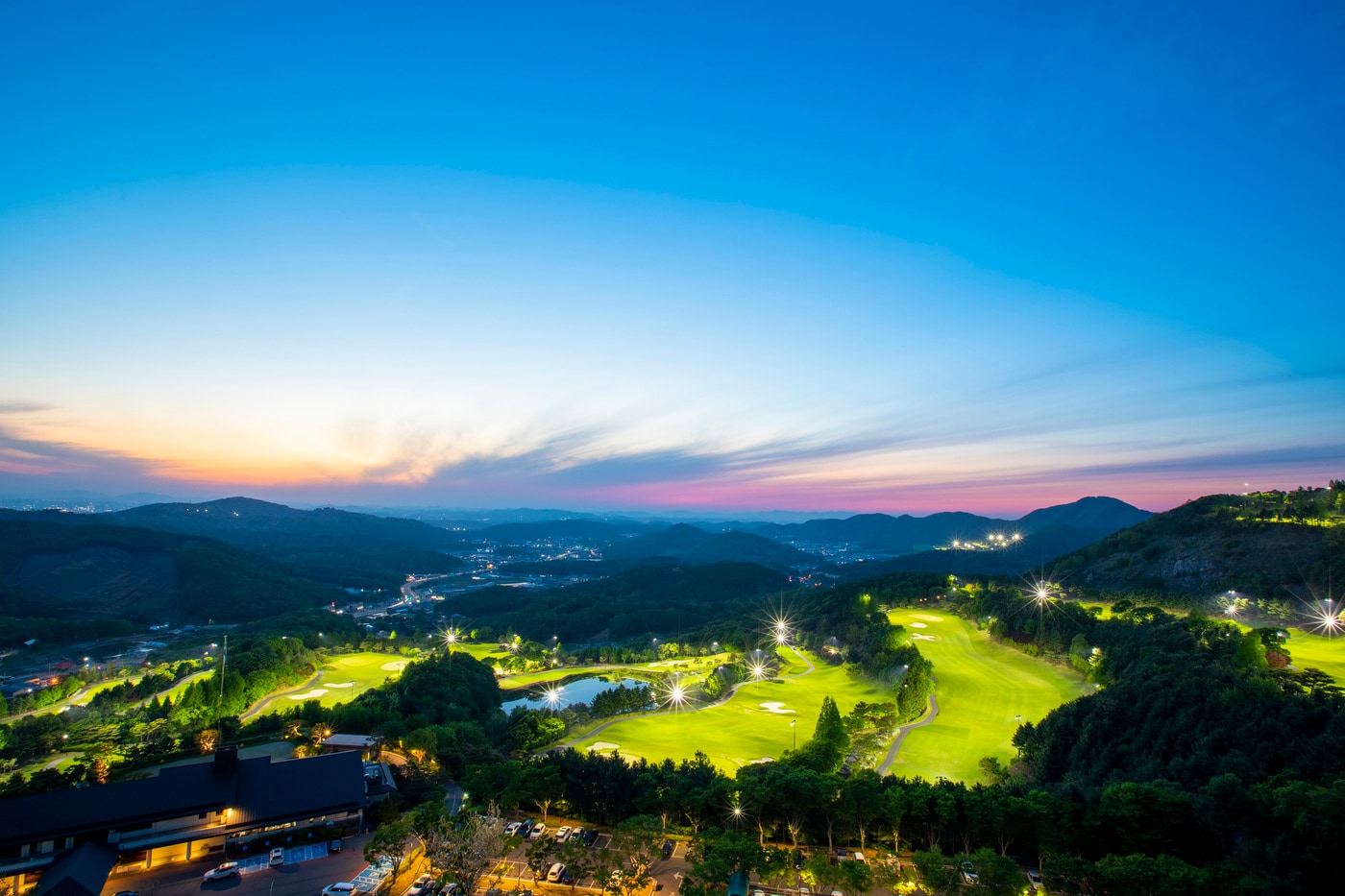 여름철 휴장 없이 운영되는 서서울CC.(한국골프장경엽협회 제공)