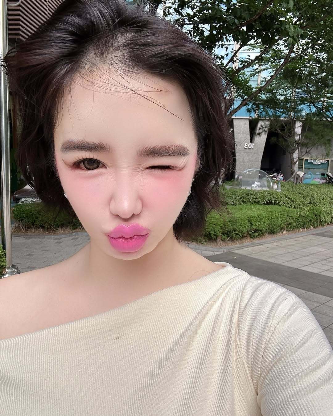 사진=박봄 인스타그램