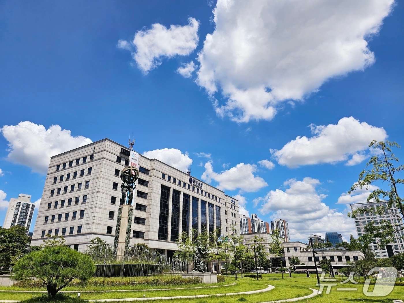 안양시청 전경.&#40;안양시 제공. 재판매 및 DB금지&#41;/뉴스1