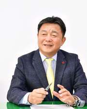 윤목현 5·18기념재단 이사장