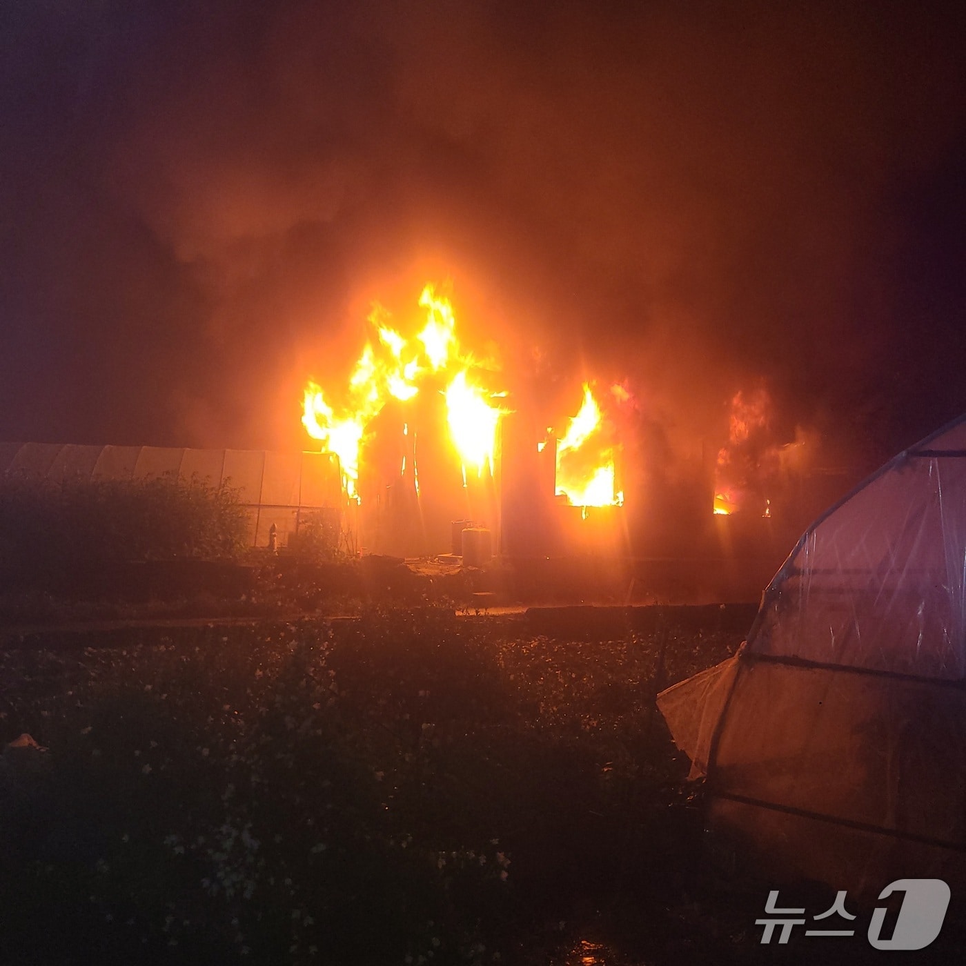 화재 현장 모습.(전북 소방 제공. 재판매 및 DB금지)