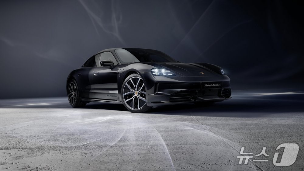 포르쉐 타이칸 블랙 에디션.(포르쉐 제공)