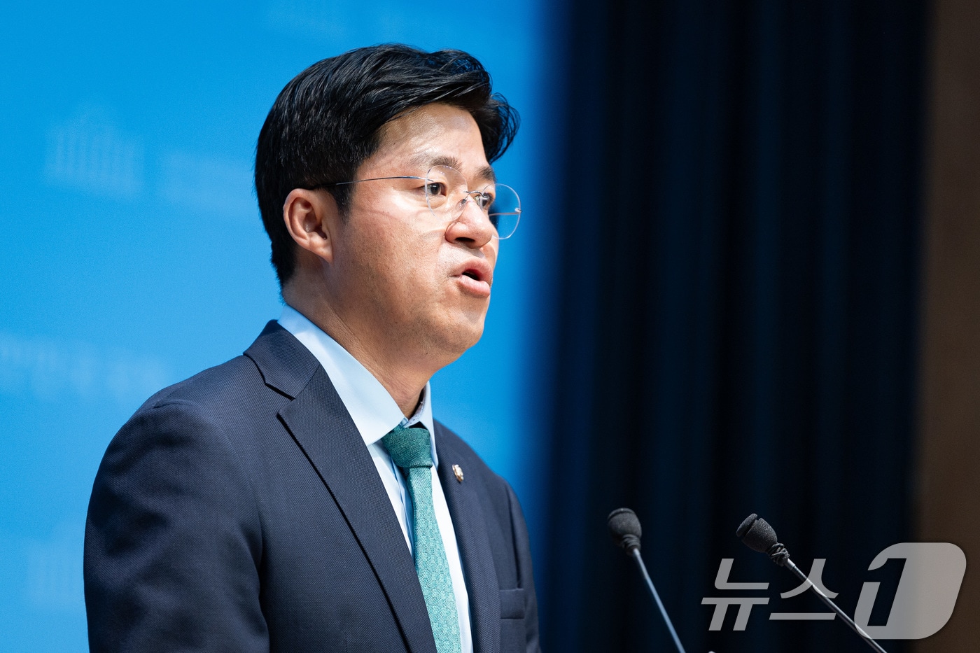 박상혁 더불어민주당 수석대변인이 21일 서울 여의도 국회 소통관에서 민생소비쿠폰 관련 브리핑을 하고 있다. 2025.7.21/뉴스1 ⓒ News1 유승관 기자