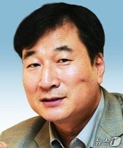 윤중식 한국기독교원로의회 상임총무(전 국민일보 부국장)