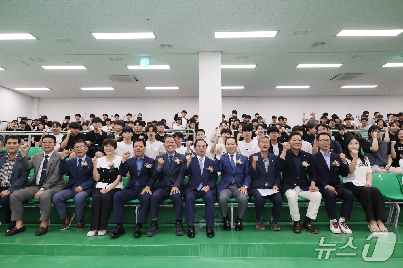 전북 임실군 청웅면에 소재한 전북 종합사경장에서 ‘제54회 문화체육관광부장관기 전국 학생사격대회’ 개회식이 열리고 있다.(임실군제공. 재판매 및 DB금지)2025.7.22/뉴스1