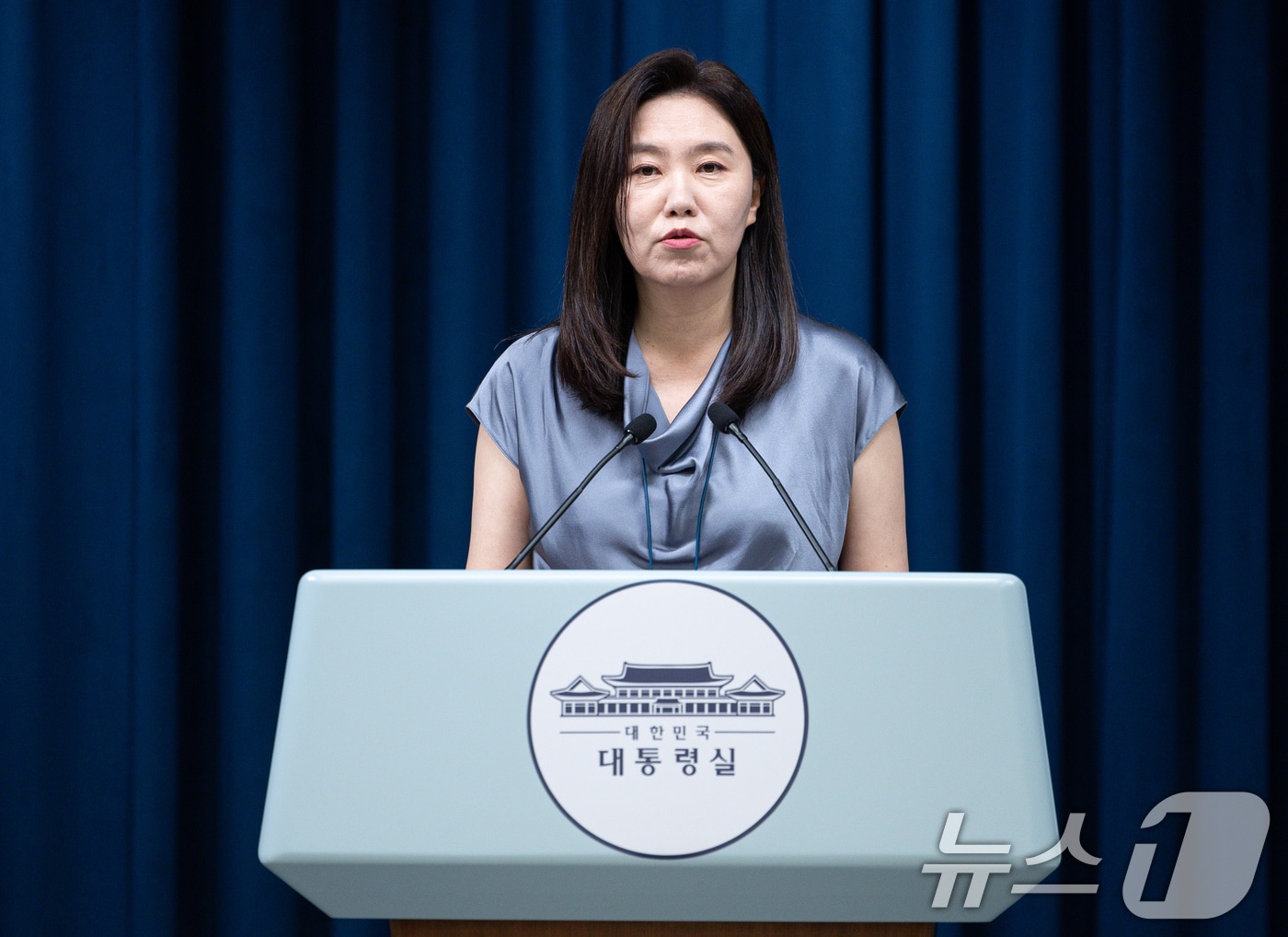 강유정 대통령실 대변인이 23일 서울 용산 대통령실 청사에서 임명식 및 소비쿠폰 관련 브리핑을 하고 있다. 2025.7.23/뉴스1 ⓒ News1 이재명 기자
