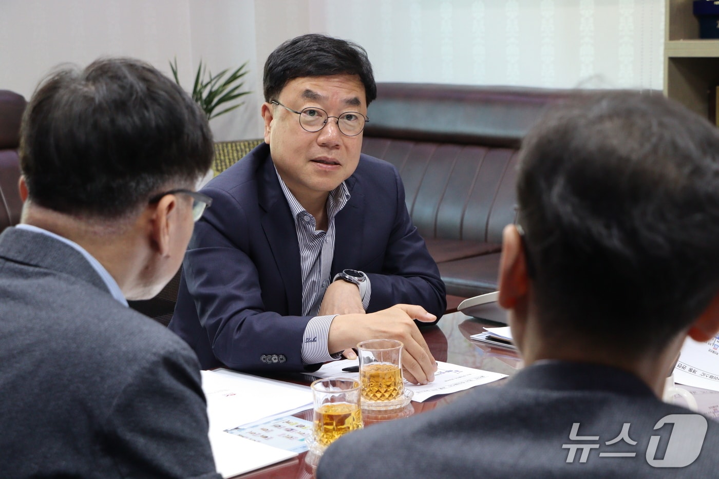 서범수 국민의힘 의원(울산 울주군)이 23일 한국도로공사와 만나 범서 하이패스IC 요금 문제에 대한 해결책을 촉구했다고 밝혔다.(서범수 의원실 제공. 재판매 및 DB금지)/뉴스1