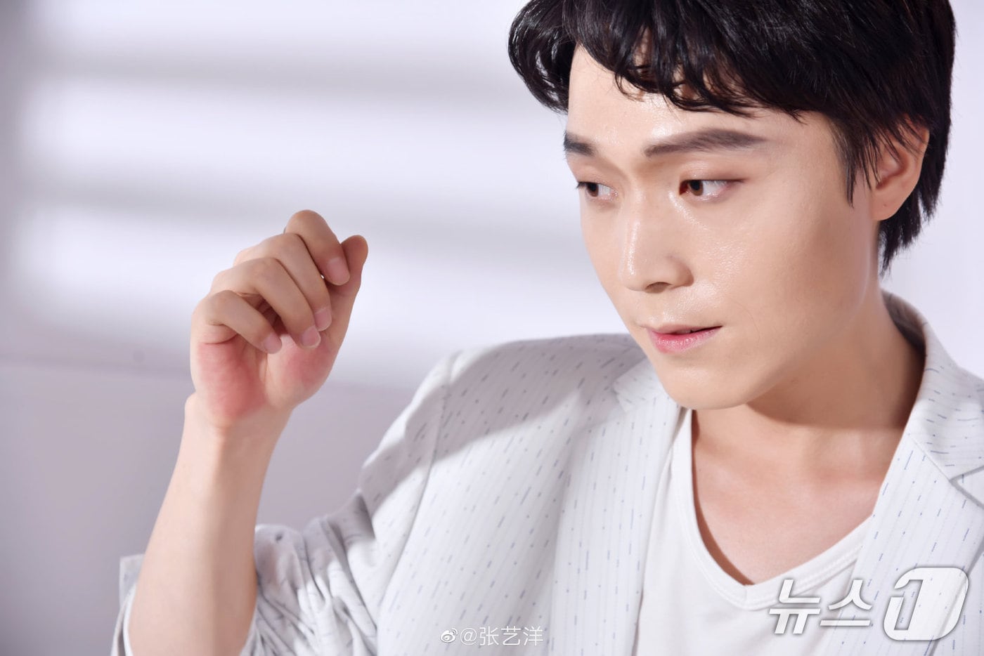 중국 배우 겸 가수 장이양. (웨이보 갈무리)