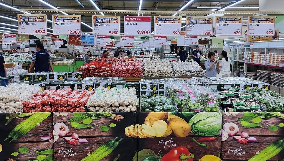 하나로마트 집중호우 피해지역 농산물 특별 할인행사 (농협 제공) 2025.07.24 /뉴스1