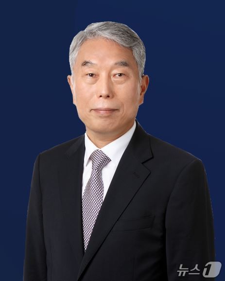 포항 지진의 정신적 피해보상 소송 대리인으로 선임된 김창석 법무법인 로고스 대표 변호사 .(포항시 제공, 재판매 및 DB금자) 2025.7.25/뉴스1