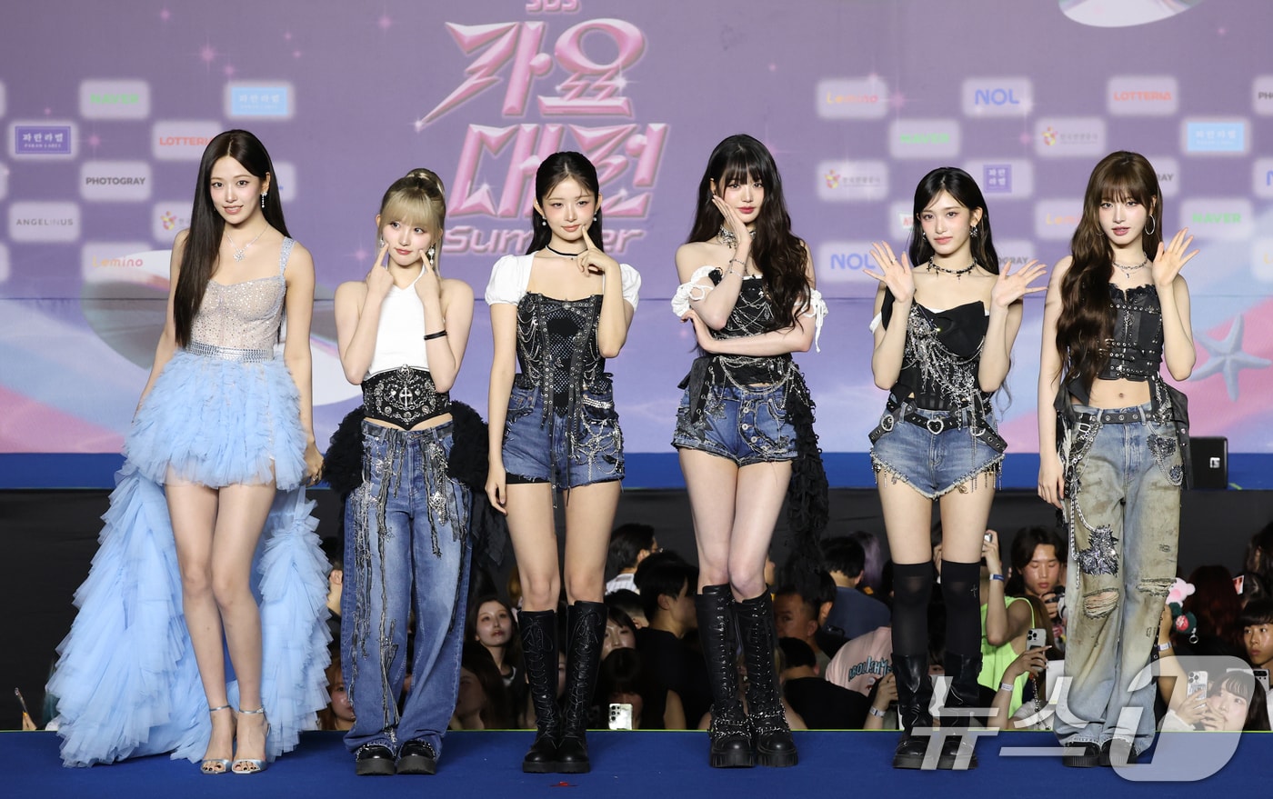 아이브 안유진(왼쪽부터)과 가을, 레이, 장원영, 이서, 리즈 ⓒ News1 권현진 기자