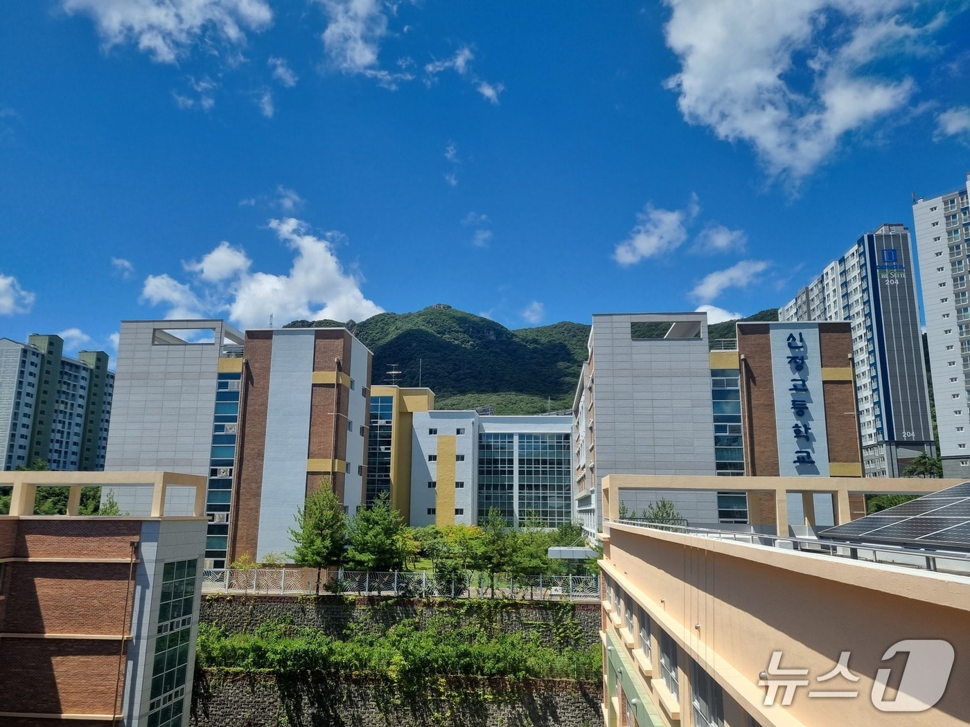 부산 기장군 신정고 전경.(부산시교육청 제공. 재판매 및 DB 금지)