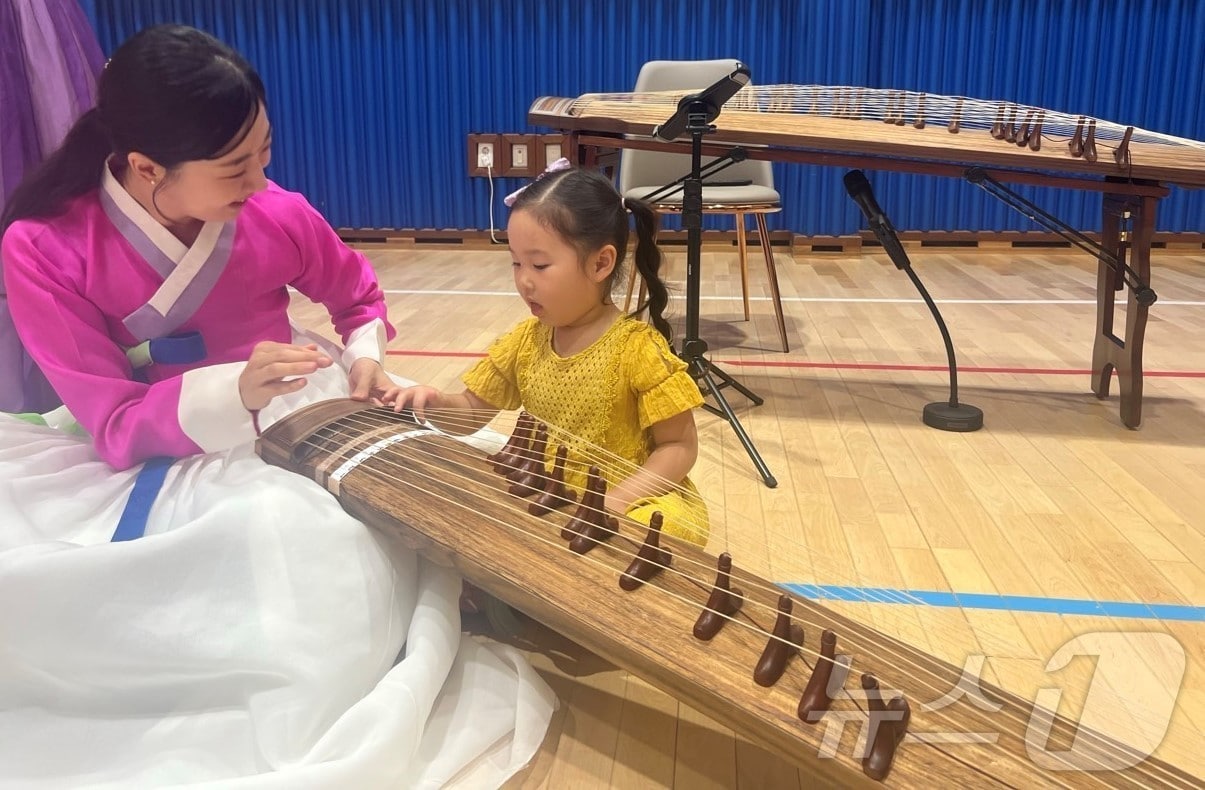 경북교육청은 유치원, 어린이집을 대상으로 '찾아가는 문화공연'을 9월부터 울릉도를 포함해 23개 기관에서 12차례 진행한다.(경북교육청 제공, 재판매 및 DB 금지)ⓒ News1 김대벽기자