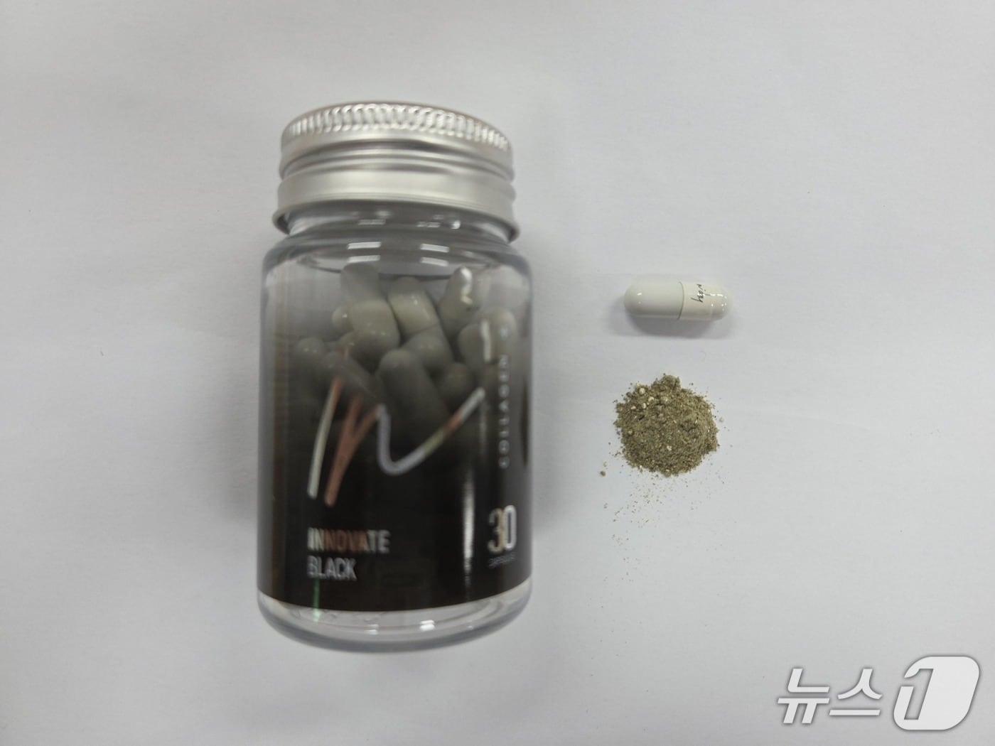 A 씨가 판매한 다이어트 보조제.(부산식약청 제공. 재판매 및 DB 금지)