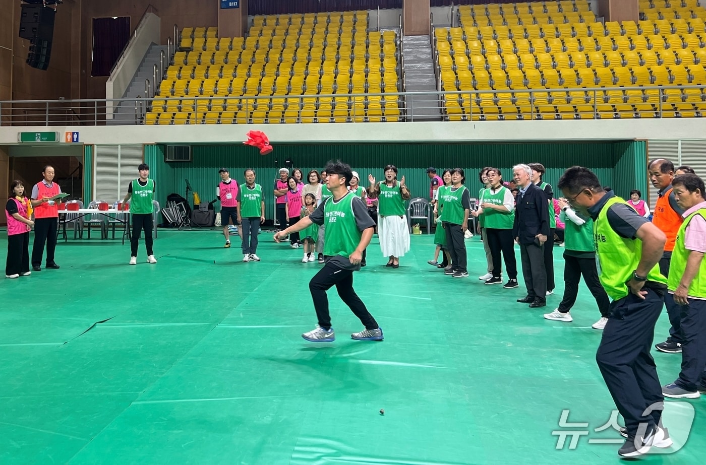 한농연·한여농 진천군연합회가 주관한 35회 진천군 후계농업경영인대회와 가족체육대회 모습.(진천군 제공)/뉴스1