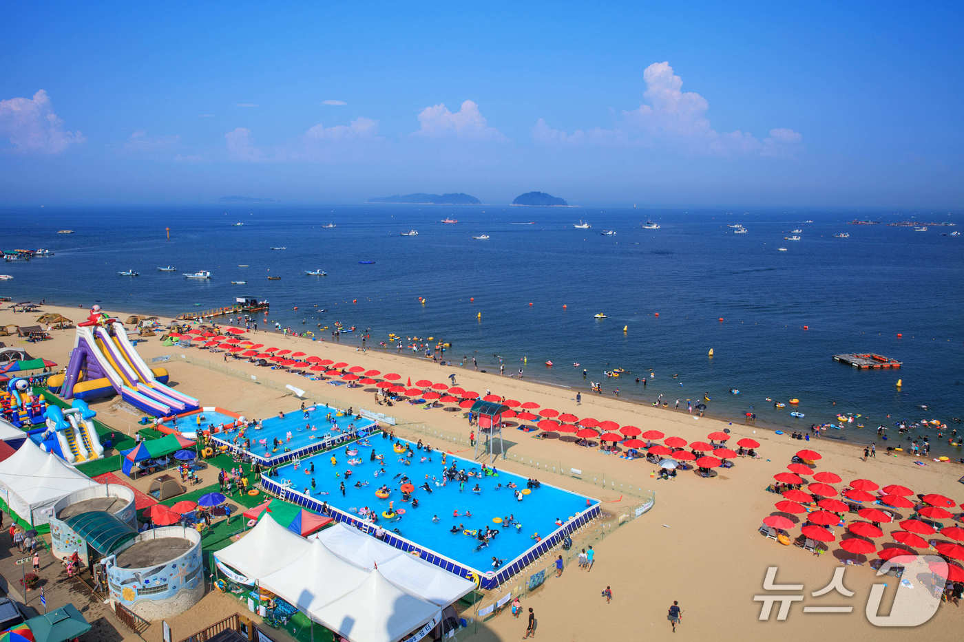 왜목마을 해수욕장 전경. (당진시제공. 재판매 및 DB금지)2025.7.3/뉴스1